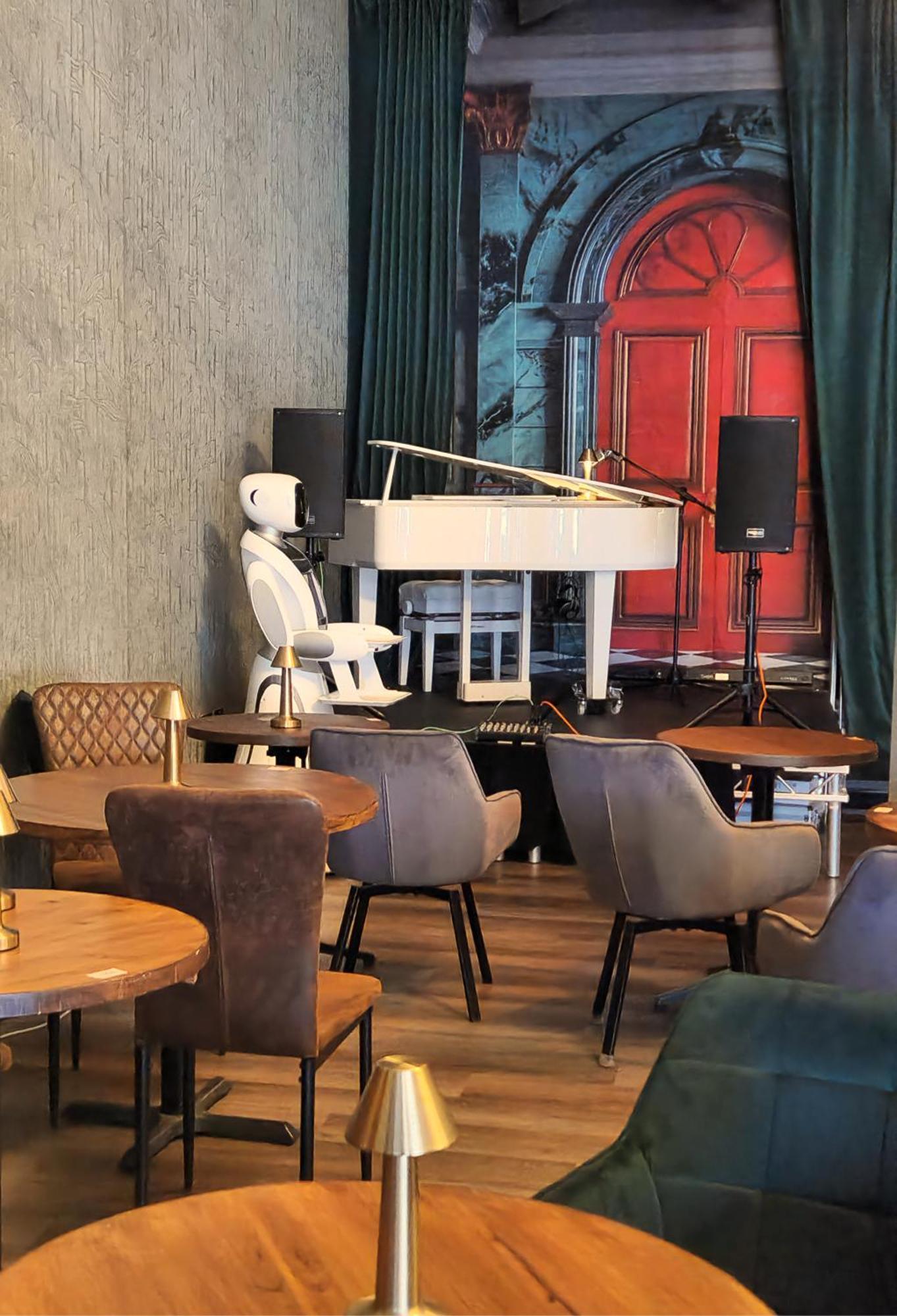 קאוז Pinnacle Suites Hotel מראה חיצוני תמונה